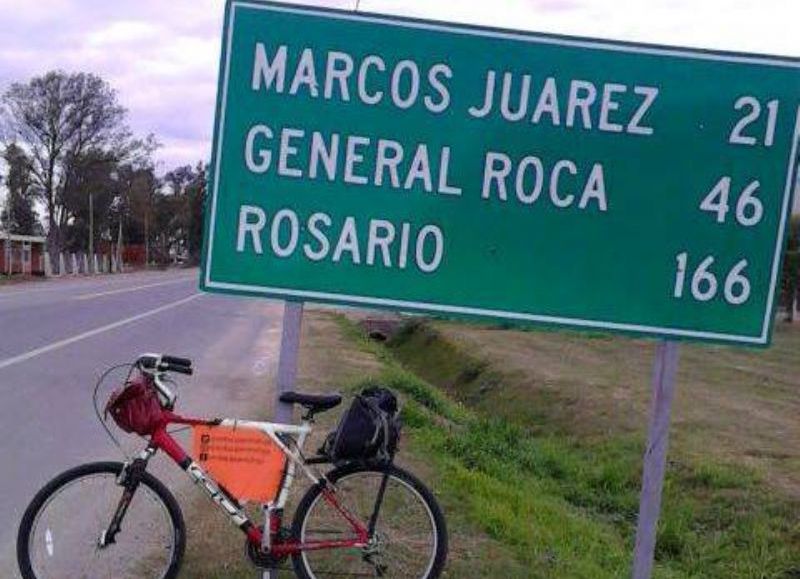 Gilda Morales comenzó el 2 de septiembre a pedalear desde Córdoba y llegará a Capital Federal.