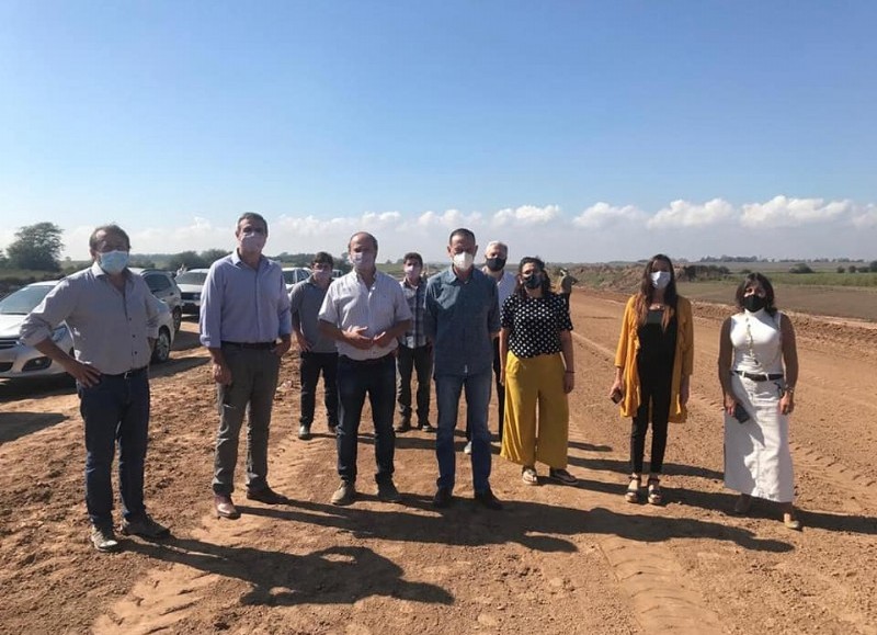 Recorrida de Gustavo Arrieta junto a los concejales del Frente de Todos.