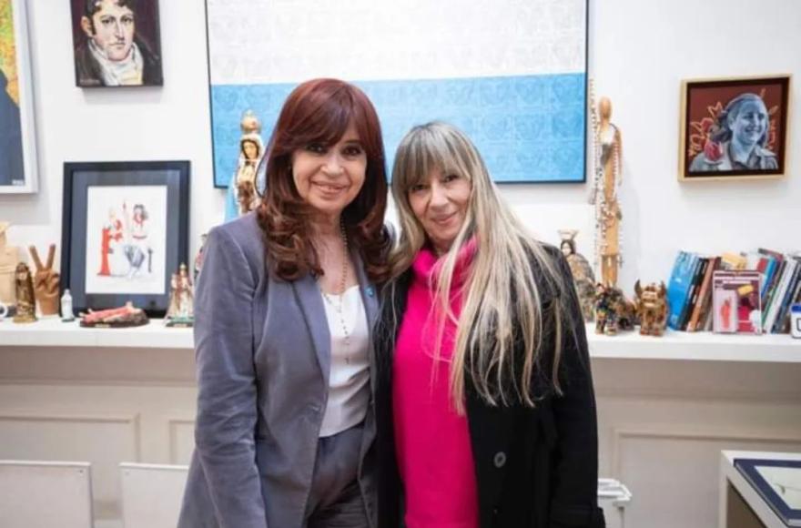 Cristina Fernández de Kirchner y Laura Clark.