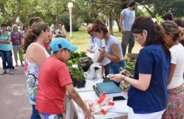 Se viene una feria popular en Barrio Centenario