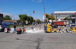 Importante obra de bacheo en Ameghino y Paraguay