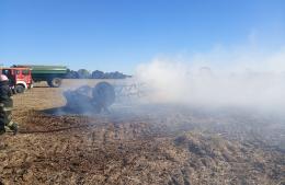 Fin de semana con incendios rurales: ardieron dos cosechadoras y un basural