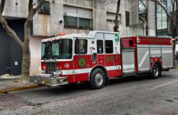 Bomberos rescataron a tres personas de un ascensor