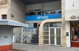 Empleados de ANSeS reclaman por paritarias